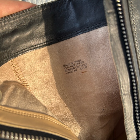 Michael Kors size 11 black ankle boots - Picture 10 of 11